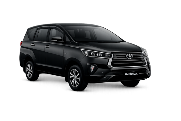 Toyota Innova Reborn hitam untuk layanan sewa mobil Jakarta dengan driver profesional dari Sarana Rent Car
